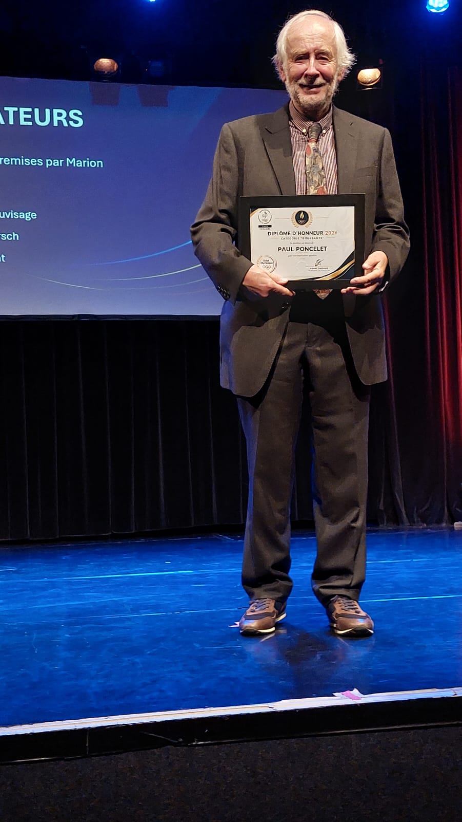 NL nov Paul P Eclats diplome