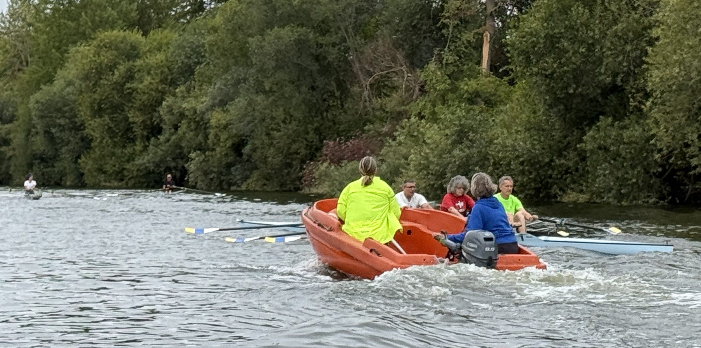 stage secu pres du bateau jpg